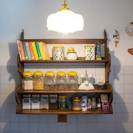 Casa Julí: 70mq-centro-trieste *